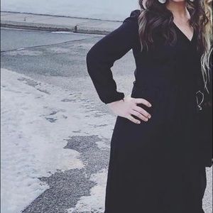 Old Navy Black V-neck Dress with Ruffle Hem